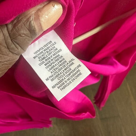 Trina Turk V-neck Almande Pleated Sleeve Pullover Blouse L - Picture 6 of 6